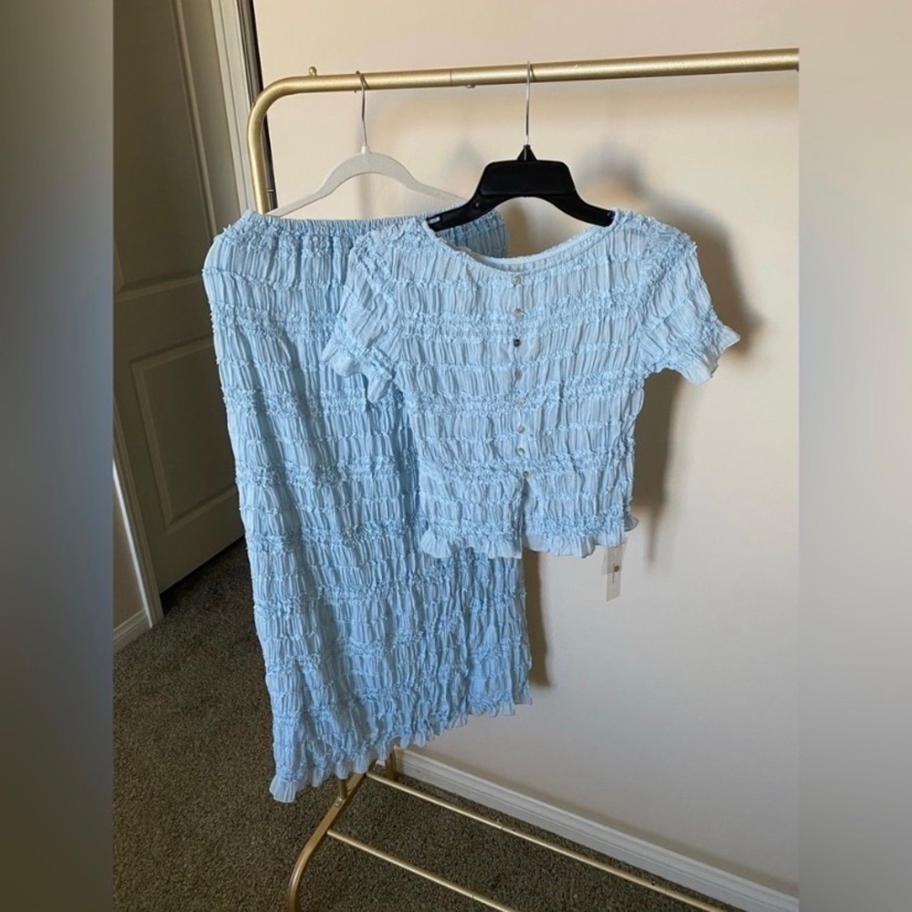 Cute Commense ruffle short sleeve & maxi skirt matching set NWT - Picture 4 of 6